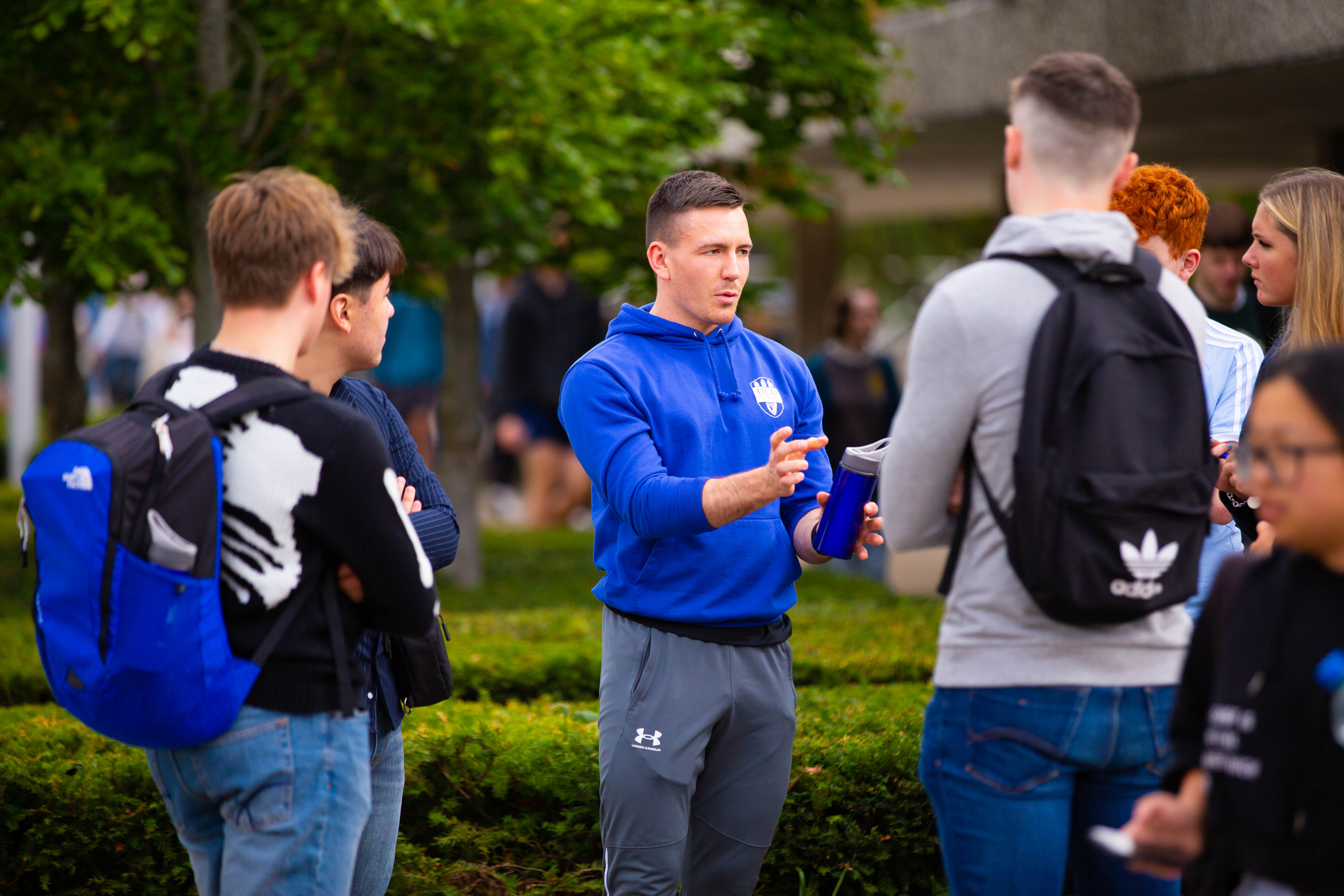 students with a peer mentor